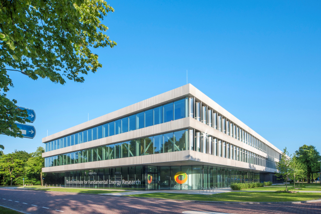 DIFFER building